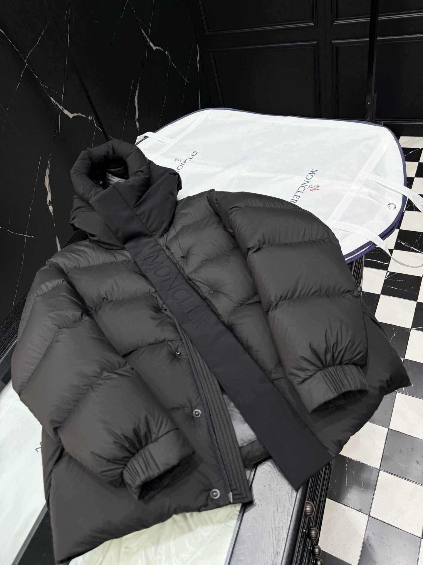 MONCLER Madeira Hooded Short Down Jacket